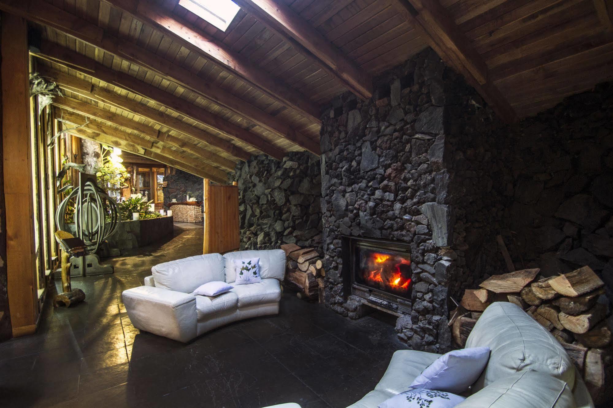 Huilo Huilo Reino Fungi Villa Puerto Fuy Exterior photo